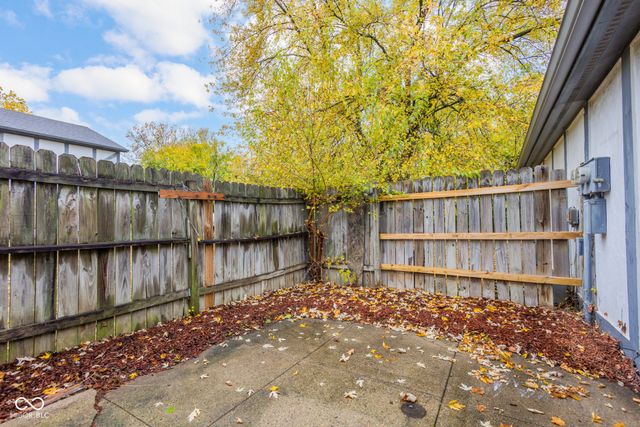 3728 Tudor Park Drive, Indianapolis, IN 46235