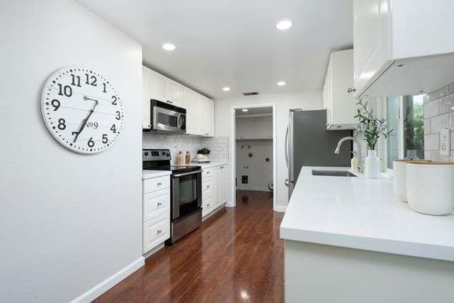 775 Chestnut Street 7, San Carlos, CA 94070