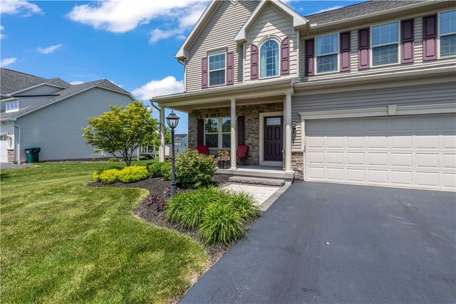 5988 Onyx Drive, Farmington, NY 14425