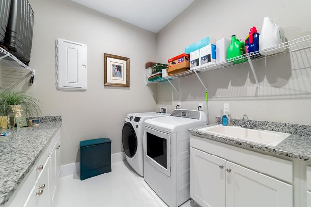 2801 SE Ashfield Drive, Port St. Lucie, FL 34984