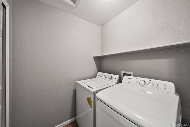 431 Black Feather Loop 813, Castle Rock, CO 80104