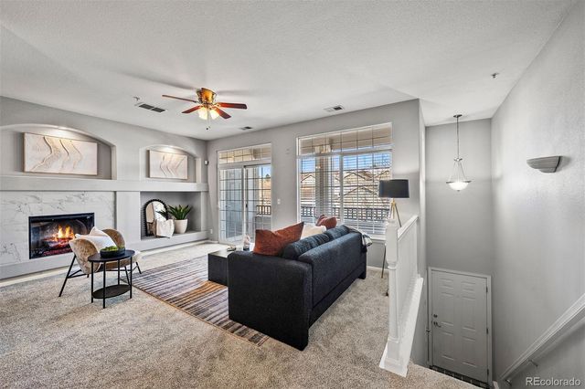 431 Black Feather Loop 813, Castle Rock, CO 80104