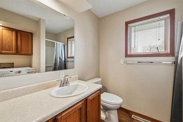 307 S Columbus Street, Pleasantville, IA 50225