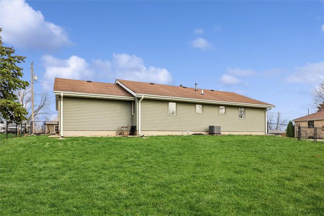 307 S Columbus Street, Pleasantville, IA 50225