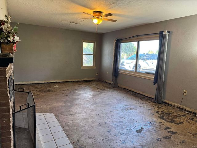 54039 County Road 5, Elkhart, IN 46514