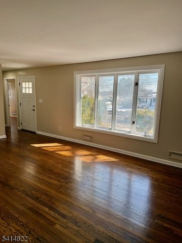 122 Franklin Blvd, Franklin Twp., NJ 08873