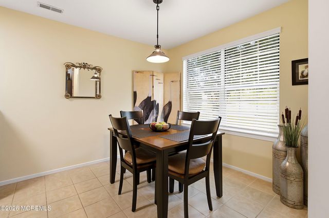 2 Waterview Drive 54, Smithville, NJ 08201