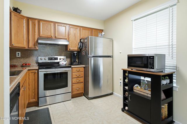 2 Waterview Drive 54, Smithville, NJ 08201