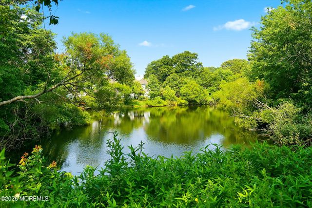 2 Waterview Drive 54, Smithville, NJ 08201