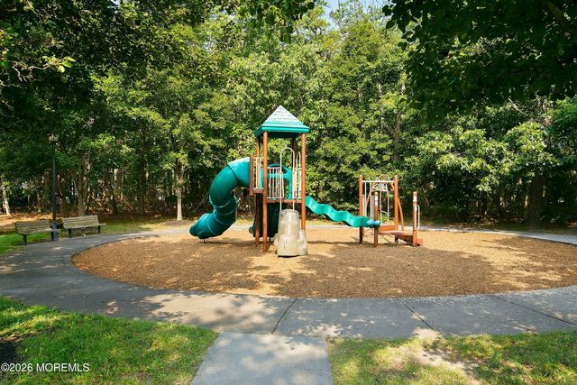 2 Waterview Drive 54, Smithville, NJ 08201