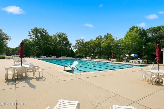2 Waterview Drive 54, Smithville, NJ 08201