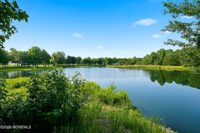 2 Waterview Drive 54, Smithville, NJ 08201