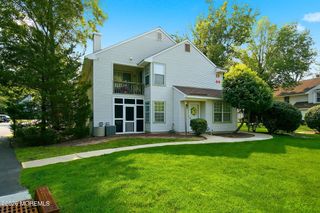 2 Waterview Drive 54, Smithville, NJ 08201