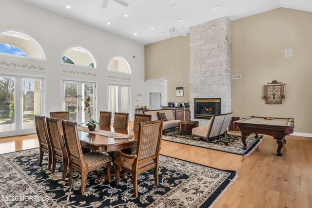 10 Old Cider Mill Road, Manalapan, NJ 07726