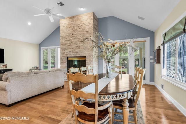 10 Old Cider Mill Road, Manalapan, NJ 07726