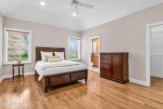 10 Old Cider Mill Road, Manalapan, NJ 07726