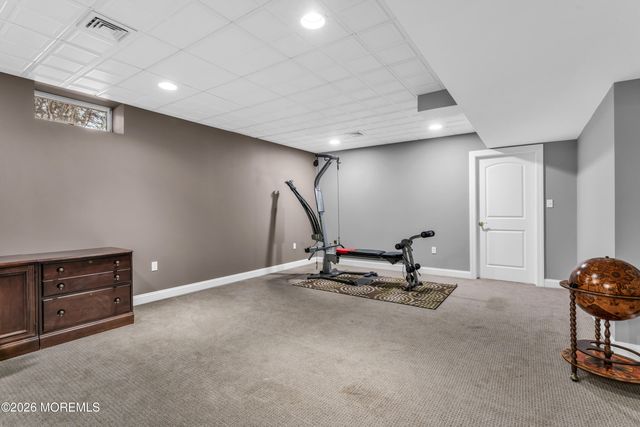 10 Old Cider Mill Road, Manalapan, NJ 07726