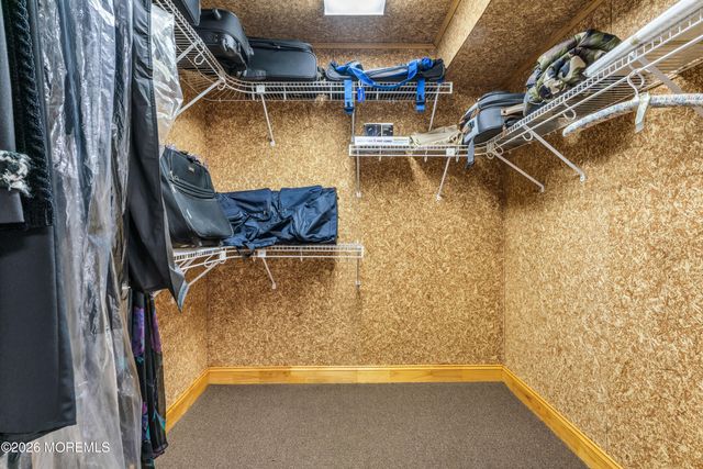 10 Old Cider Mill Road, Manalapan, NJ 07726