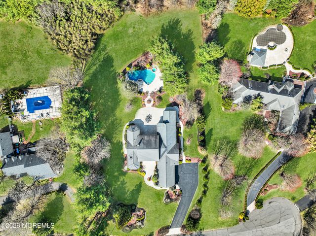 10 Old Cider Mill Road, Manalapan, NJ 07726