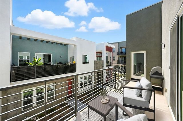 27456 Stipa Place, Valencia, CA 91381