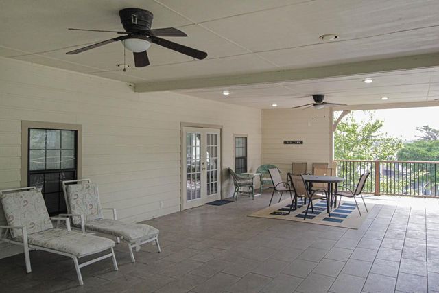 259 Indian Falls Lane, Livingston, TX 77352