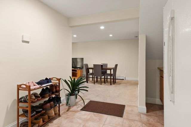 73 Sudbury, Ashland, MA 01721