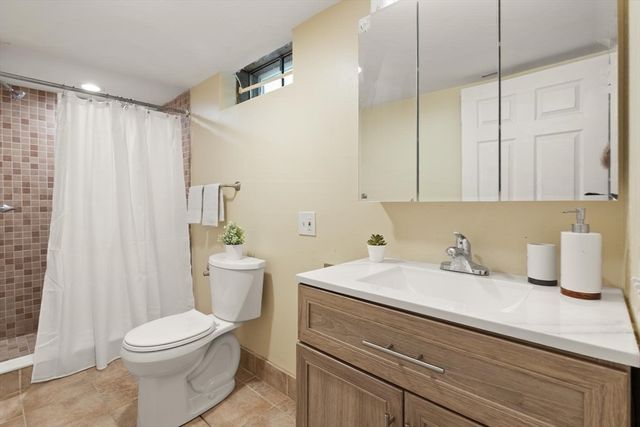 73 Sudbury, Ashland, MA 01721