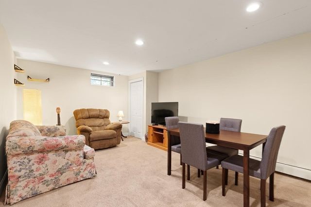 73 Sudbury, Ashland, MA 01721