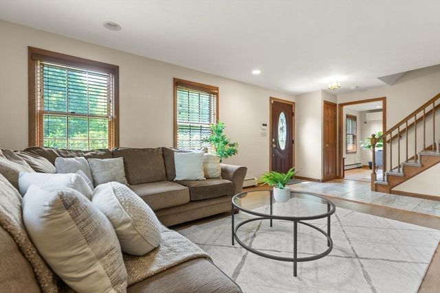 73 Sudbury, Ashland, MA 01721