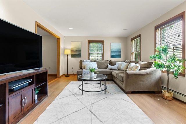 73 Sudbury, Ashland, MA 01721