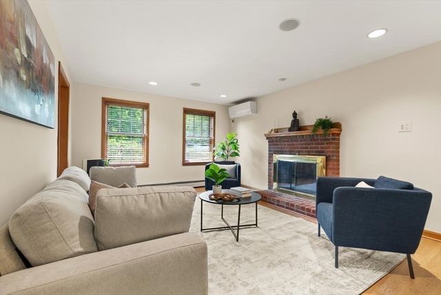73 Sudbury, Ashland, MA 01721