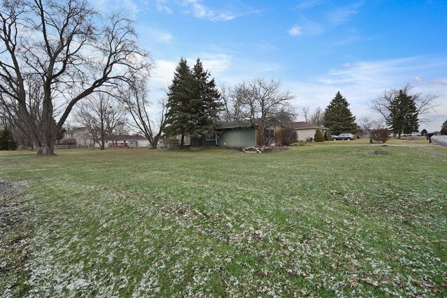 3339 Windy Hill Road, Crown Point, IN 46307
