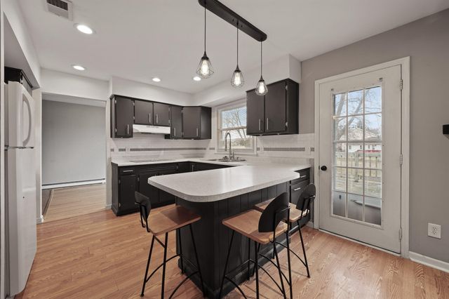 3339 Windy Hill Road, Crown Point, IN 46307