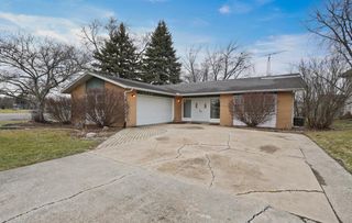 3339 Windy Hill Road, Crown Point, IN 46307