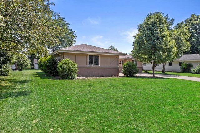 4440 S Rachel LANE, New Berlin, WI 53151