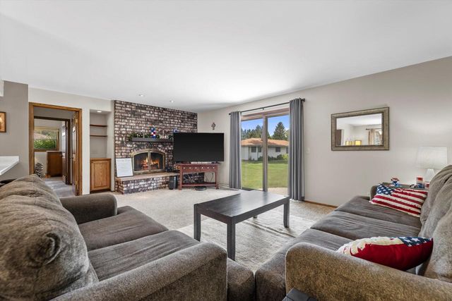 4440 S Rachel LANE, New Berlin, WI 53151