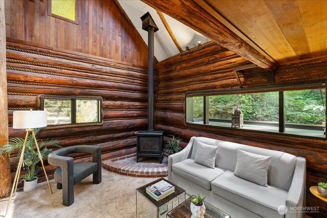 25525 SE Tiger Mountain Road, Issaquah, WA 98027