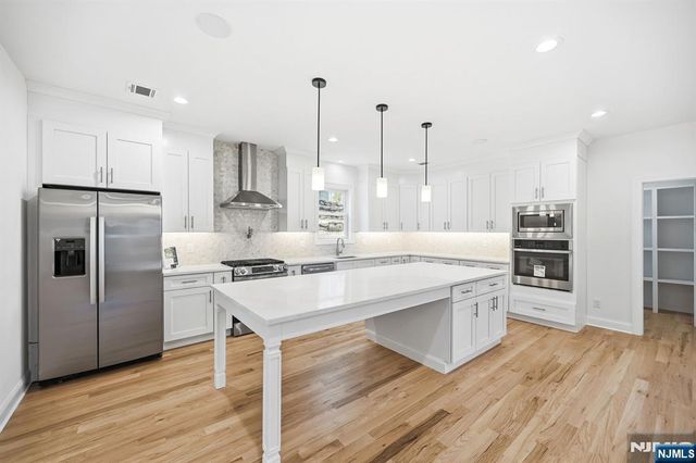 33 Eagles Nest Terrace, West Milford, NJ 07480