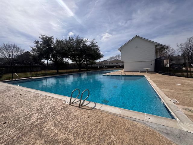 14633 Perthshire Road, Houston, TX 77079