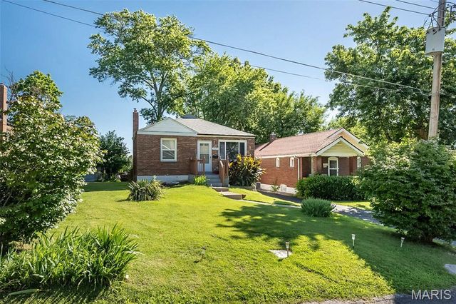 7025 Lena Avenue, St Louis, MO 63136