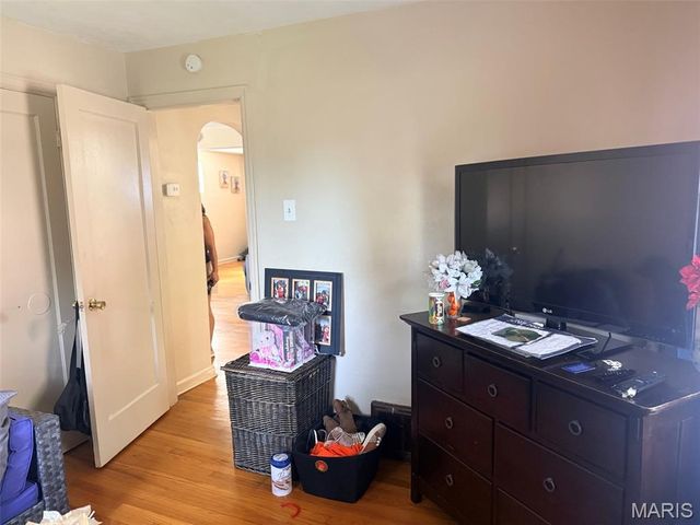 7025 Lena Avenue, St Louis, MO 63136