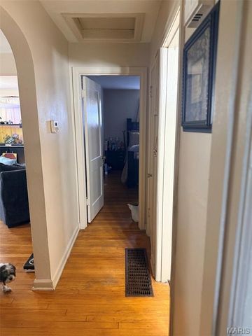 7025 Lena Avenue, St Louis, MO 63136