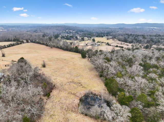 1 Joe Peay Rd, Spring Hill, TN 37174