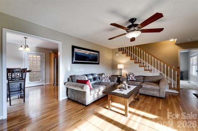 161 Rock Field Way, Sylva, NC 28779