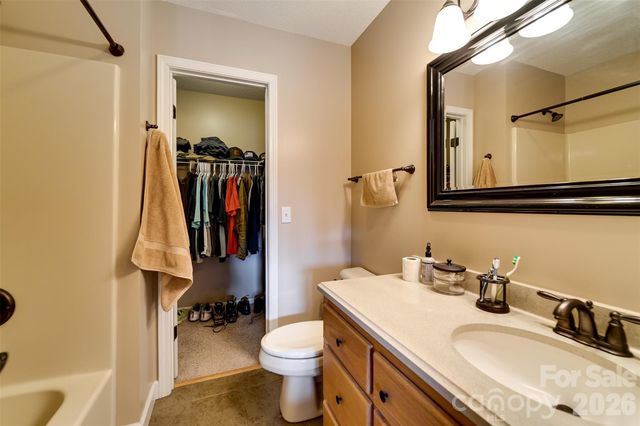 161 Rock Field Way, Sylva, NC 28779