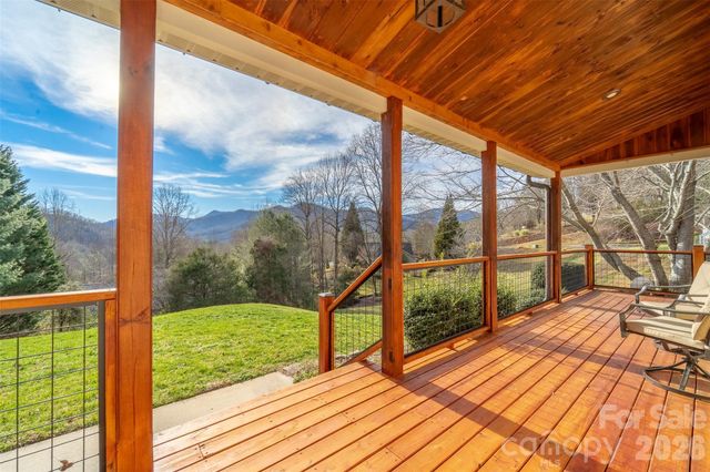 161 Rock Field Way, Sylva, NC 28779