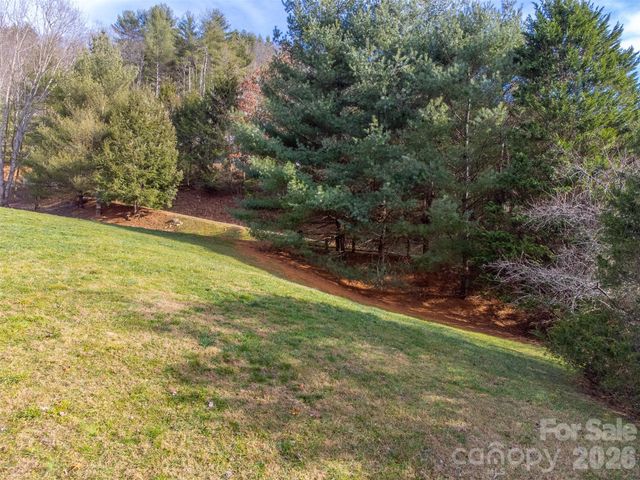 161 Rock Field Way, Sylva, NC 28779