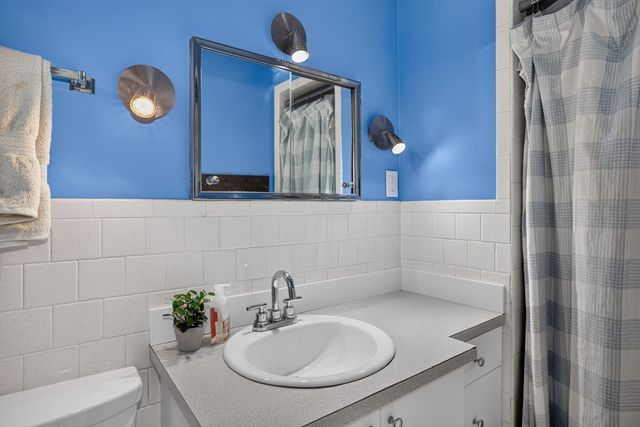 65 Hillside Ter, Belmont, MA 02478
