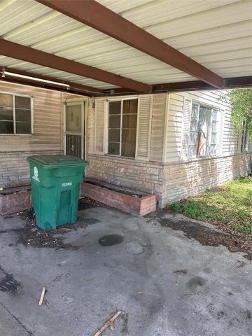 625 Fostoria Lane, Houston, TX 77076