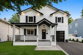 18 Orchard St, Pompton Lakes Boro, NJ 07442